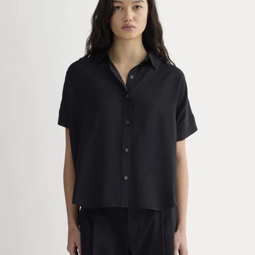 Everlane Black Short-Sleeve Button-Down Shirt